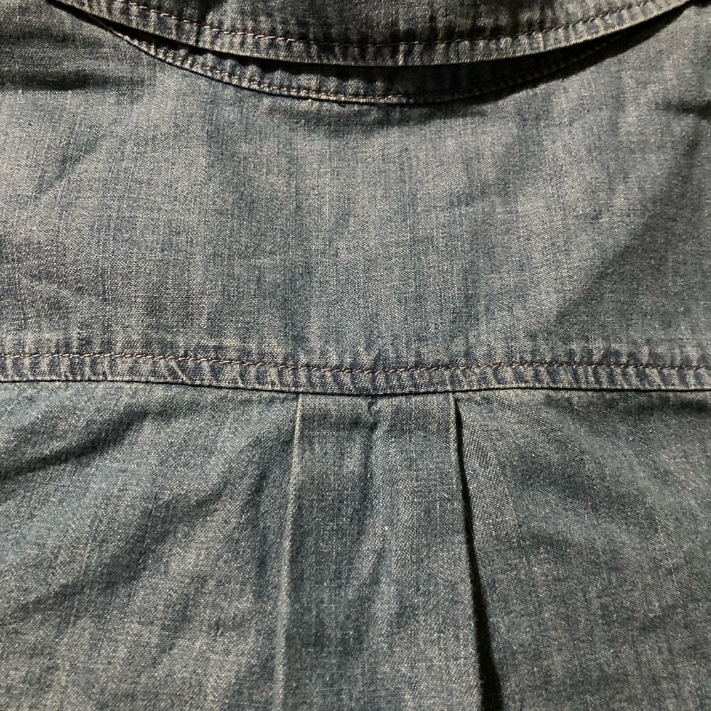 J. Crew medium NWT chambray 100% cotton short sleeve popover shirt - Picture 5 of 5